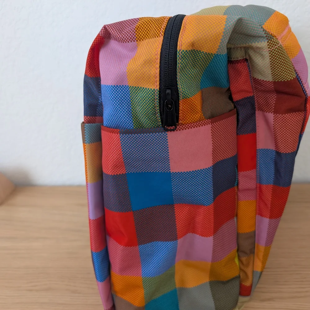 NWT BAGGU Small Cloud Carry On In Madras - Picture 3 of 6